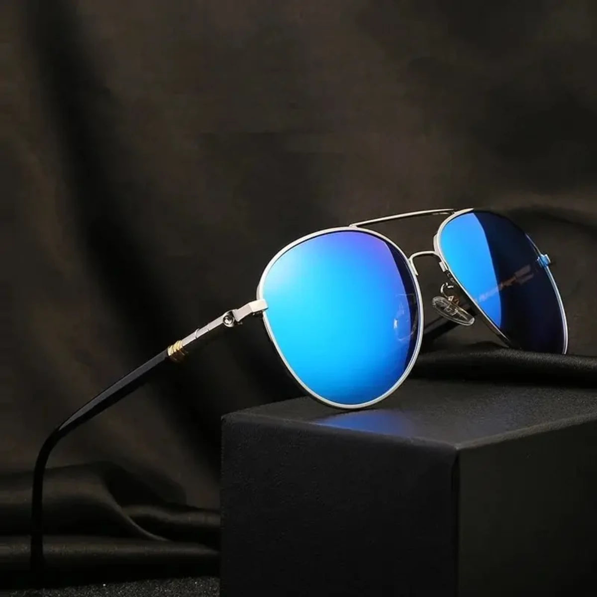 oculos-de-sol-masculino-classico-AZUL